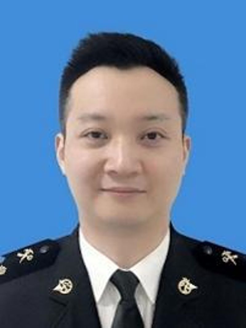 杨斌