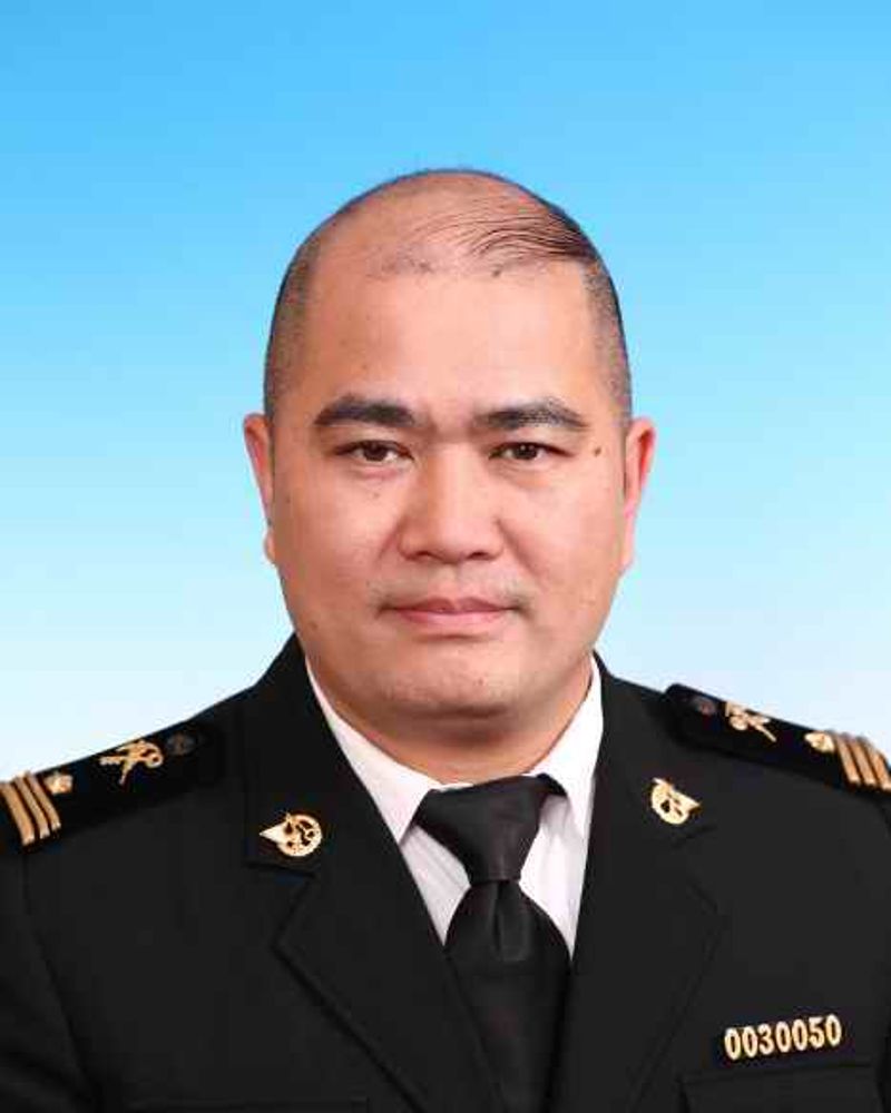 余泸中